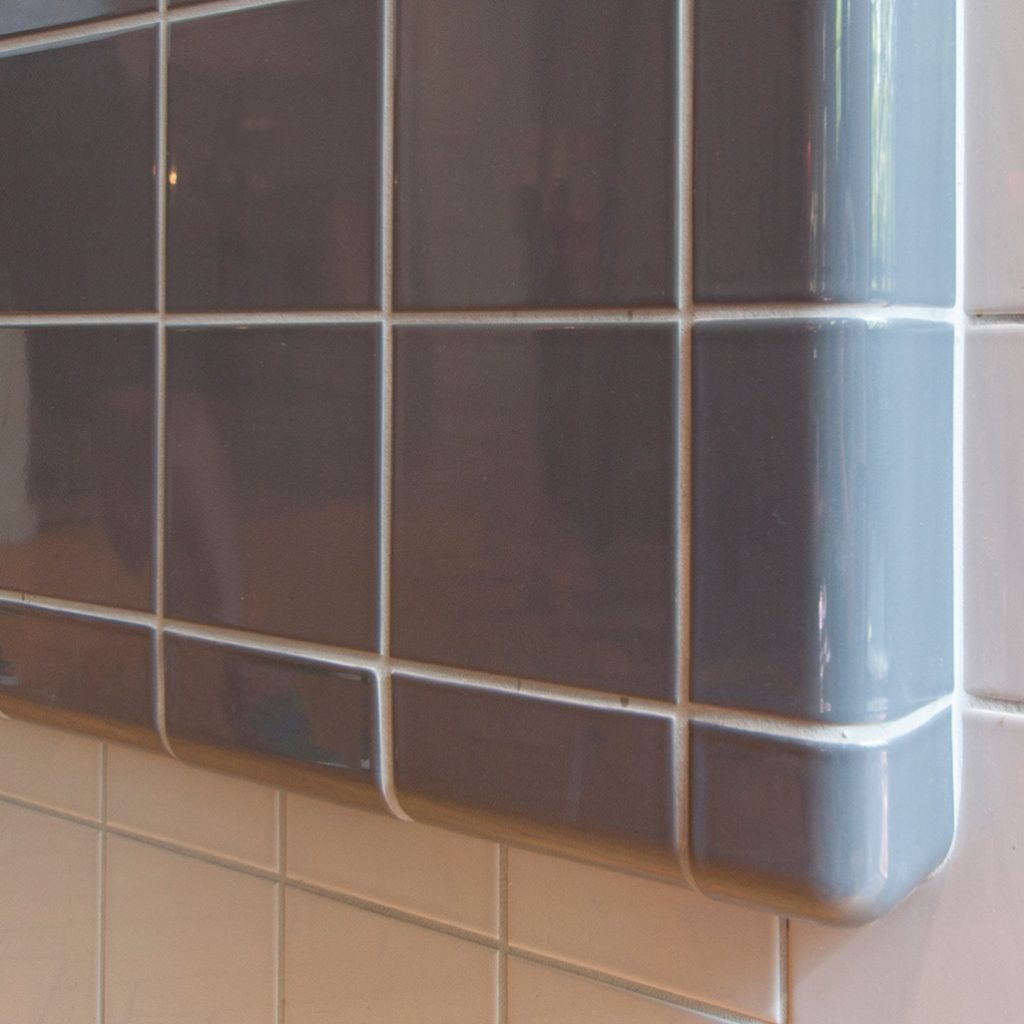 3d tile, color graphite grey
