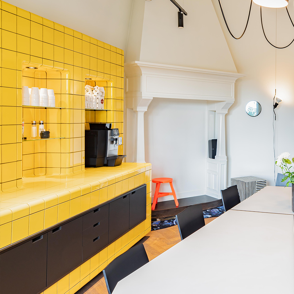 pantry, yellow kitchen 3d tiles